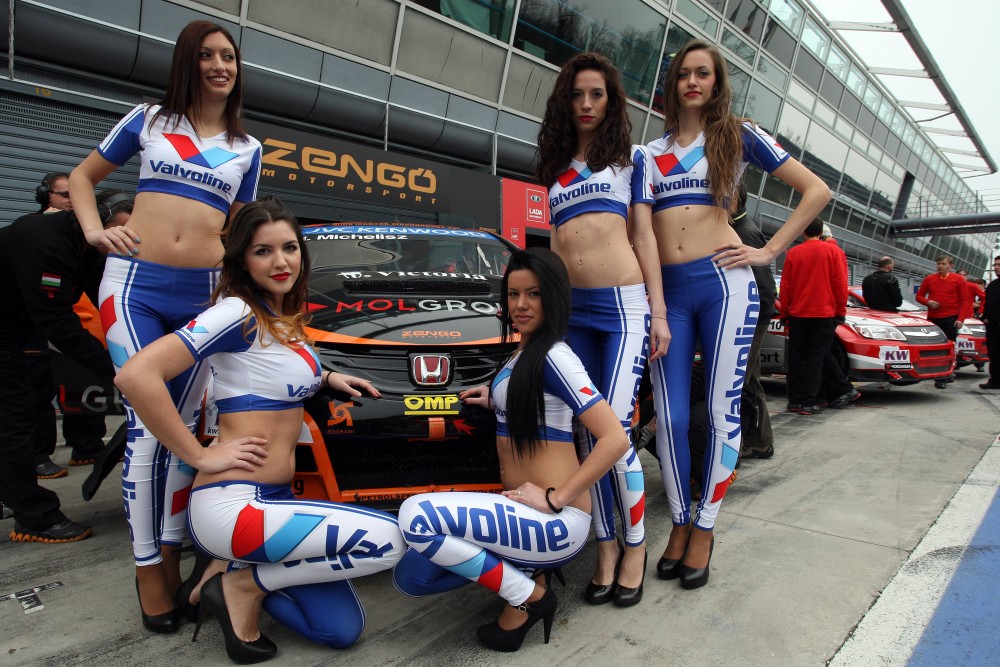 Photo: WTCC, 2013, Monza, Gridgirls