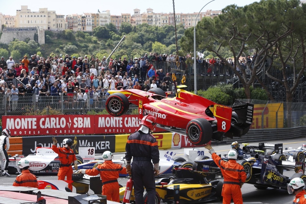 Photo: GP2, 2013, Monaco, redflag