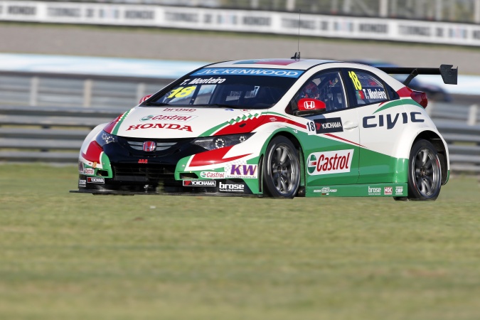 Photo: Tiago Monteiro - JAS Motorsport - Honda Civic WTCC TC1