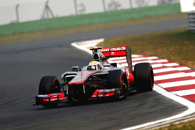 Photo: Lewis Hamilton - McLaren - McLaren MP4-27 - Mercedes