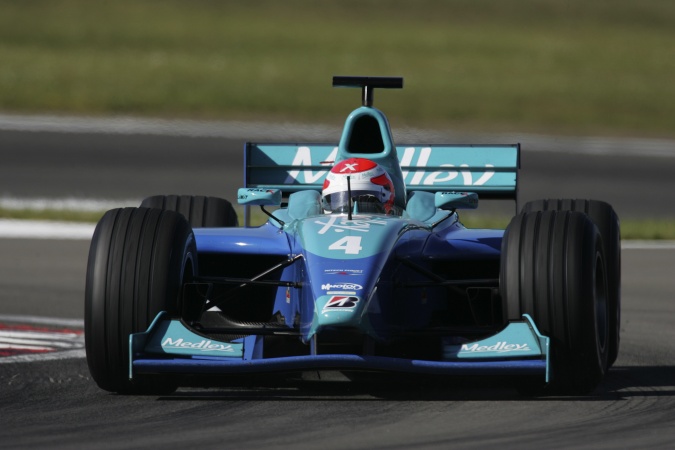 Photo: Alexandre Sarnes Negrao - Piquet Sports - Dallara GP2/05 - Renault