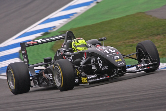 Photo: Renger van der Zande - Prema Powerteam - Dallara F305 - AMG Mercedes