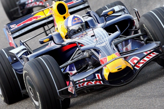Photo: David Coulthard - Red Bull Racing - Red Bull RB4 - Renault