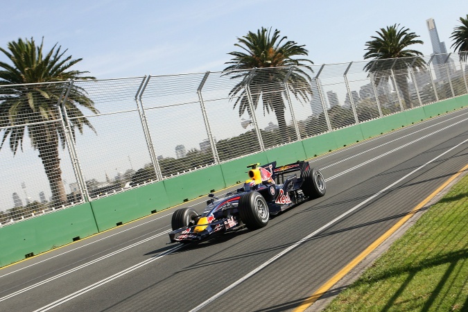 Photo: Mark Webber - Red Bull Racing - Red Bull RB4 - Renault