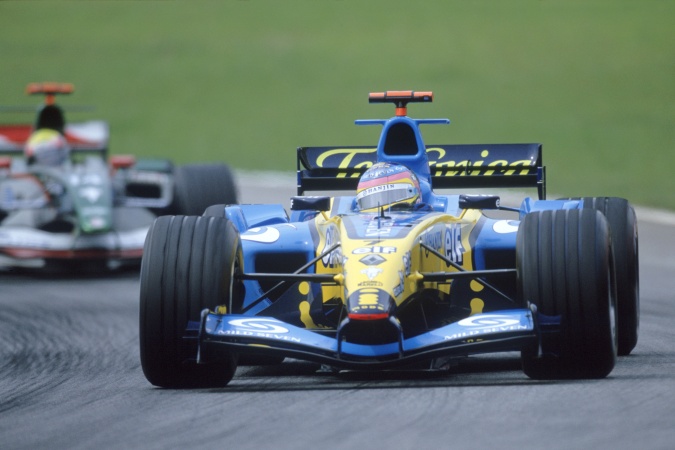 Photo: Jacques Villeneuve - Renault F1 Team - Renault R24