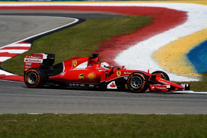 Photo: Sebastian Vettel - Scuderia Ferrari - Ferrari SF15-T