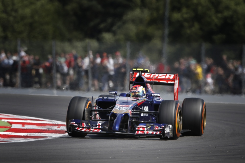 Photo: Formel 1, 2014, Silverstone, Kvyat