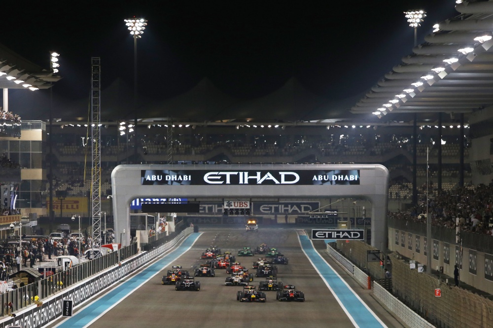 Photo: GP2, 2015, AbuDhabi, Start