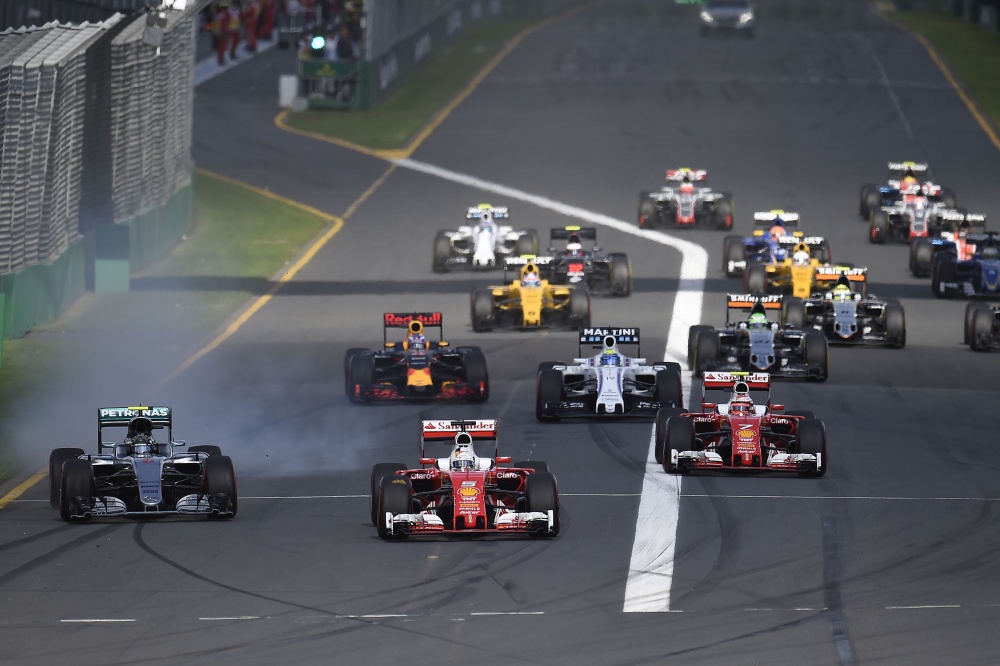 Photo: Formel 1, 2016, Melbourne, Start