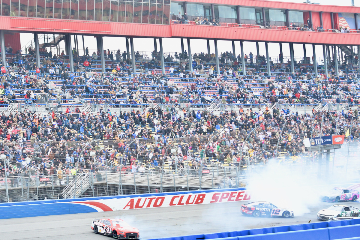 Photo: NASCAR Cup Series 2023: Fontana