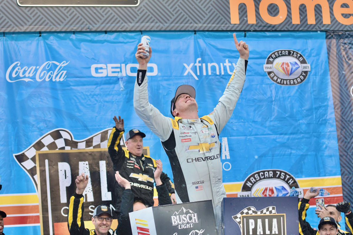 Photo: NASCAR Cup Series 2023: Fontana