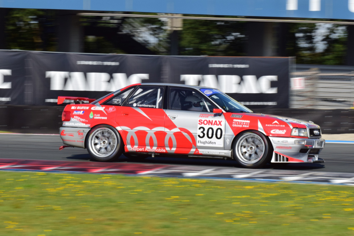 Photo: Tourenwagen Legenden 2025