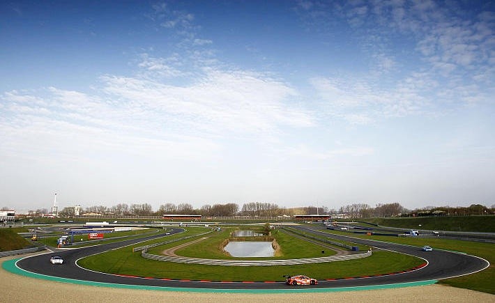 Photo: ADAC GT Masters, Oschersleben