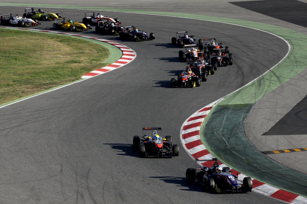 Photo: Formel 3 Open, 2013, Barcelona, Start1