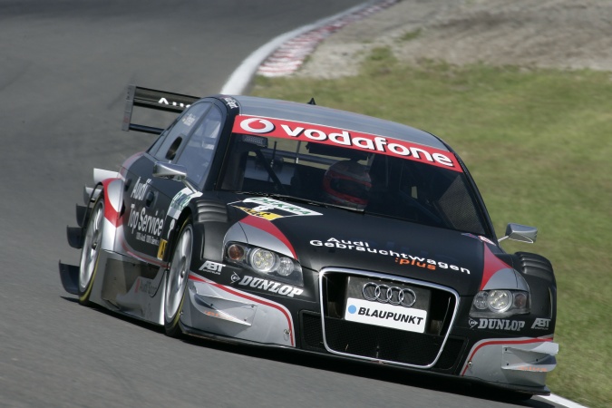 Photo: Timo Scheider - Abt Sportsline - Audi A4 DTM (2007)
