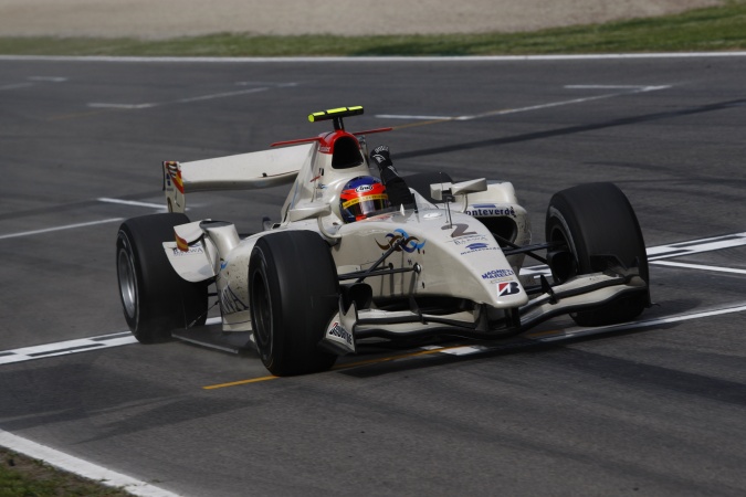Photo: Romain Grosjean - Addax Team - Dallara GP2/08 - Renault