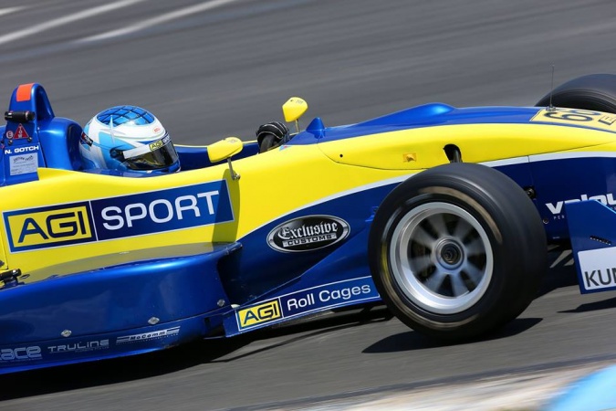 Photo: Nathan Gotch - AGI Sport - Dallara F302 - Sodemo Renault