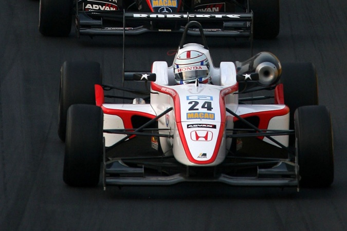 Photo: Jonathan Kennard - Alan Docking Racing - Dallara F305 - Mugen Honda