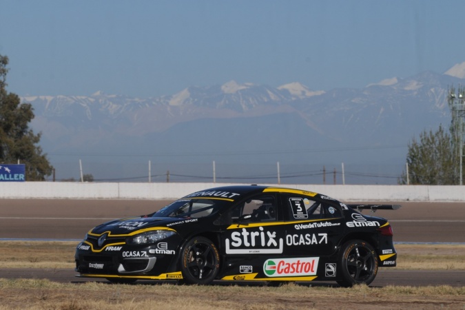 Photo: Leonel Pernía - Ambrogio Racing - Renault Fluence II - Oreca Turbo