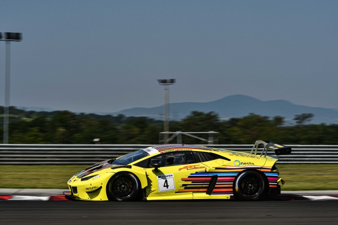 Photo: Zdeno MikulaskoMiroslav Konopka - ARC Bratislava - Lamborghini Huracán GT3 Evo