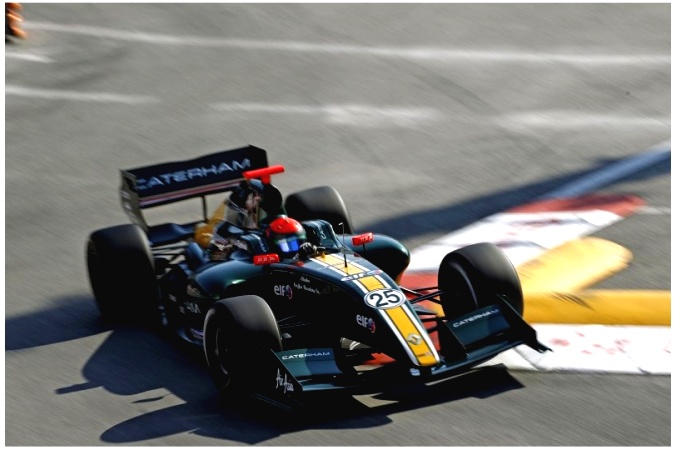 Photo: Alexander Rossi - Arden International - Dallara FR35-12 - Renault