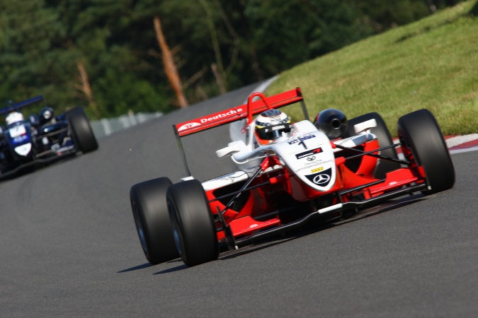 Photo: Nicolas Hülkenberg - ART Grand Prix - Dallara F308 - AMG Mercedes