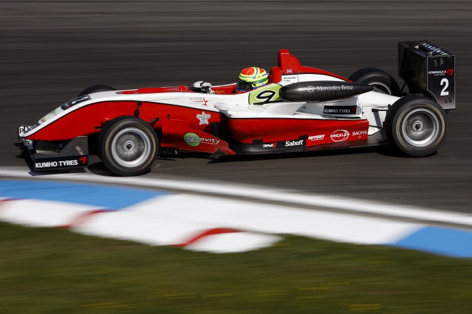 Photo: Alexander Sims - ART Grand Prix - Dallara F308 - AMG Mercedes