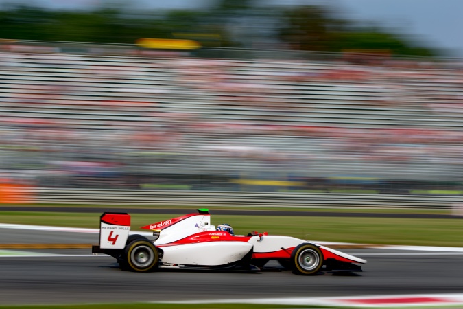 Photo: Nyck De Vries - ART Grand Prix - Dallara GP3/16 - Mecachrome