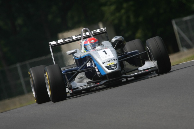 Photo: Romain Grosjean - ASM - Dallara F305 - AMG Mercedes