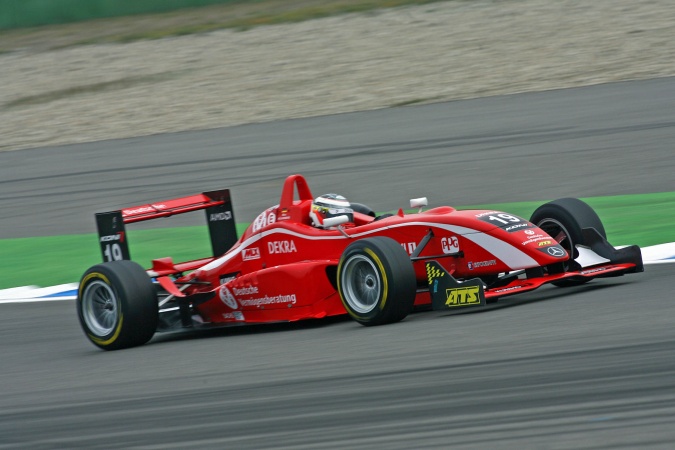 Photo: Nicolas Hülkenberg - ASM - Dallara F305 - AMG Mercedes