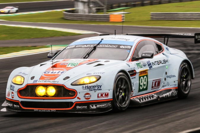 Photo: Alex MacDowallDarryl O'YoungFernando Rees - Craft-Bamboo Racing - Aston Martin V8 Vantage GT2