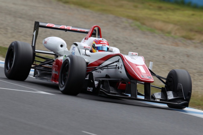 Photo: Hideki Yamauchi - B-MAX Engineering - Dallara F312 - TOM's Toyota