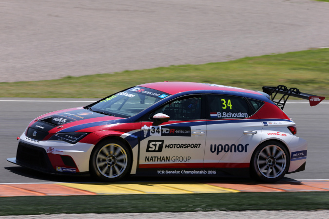 Photo: Bas Schouten - Bas Koeten Racing - Seat Leon Cup Racer TCR