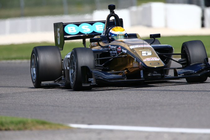 Photo: Santiago Urrutia - Belardi Auto Racing - Dallara IL15 - Mazda