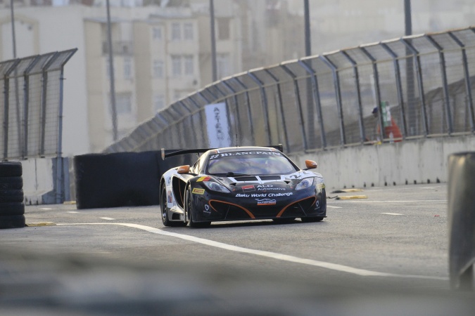 Photo: Frederic VervischStoffel Vandoorne - Boutsen Ginion Racing - McLaren MP4-12C GT3