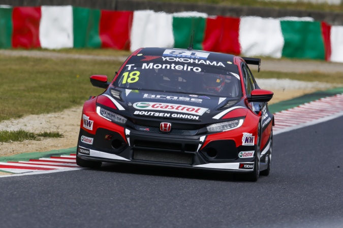 Photo: Tiago Monteiro - Boutsen Ginion Racing - Honda Civic Type R TCR (II)