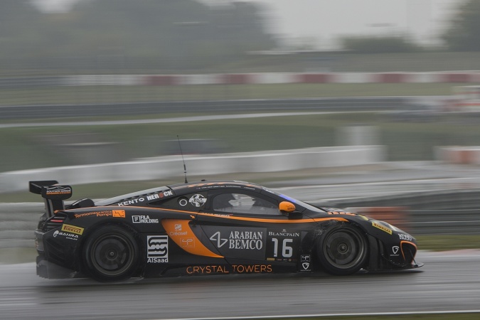 Photo: Jordan Grogor - Boutsen Ginion Racing - McLaren MP4-12C GT3