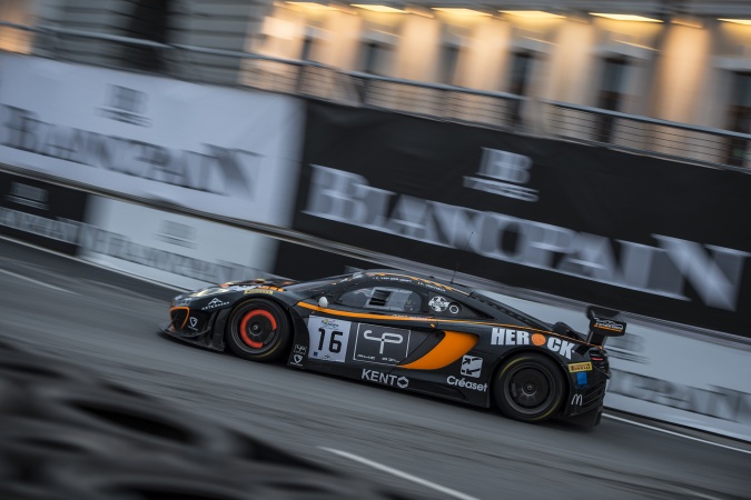 Photo: Chris van der DriftFrederic Vervisch - Boutsen Ginion Racing - McLaren MP4-12C GT3