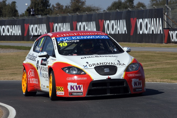 Photo: Fernando Monje - Campos Racing - Seat Leon 1.6T