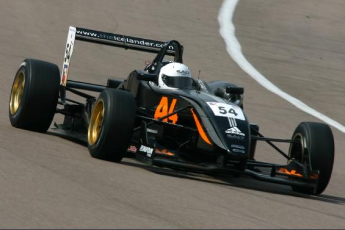 Photo: Kristjan Einar - Carlin Motorsport - Dallara F305 - Mugen Honda
