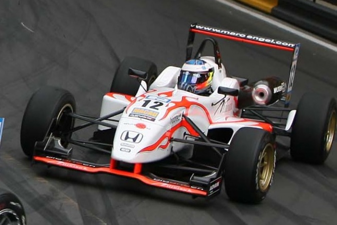 Photo: Maro Engel - Carlin Motorsport - Dallara F305 - Mugen Honda