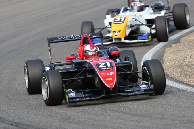 Photo: Richard Philippe - Carlin Motorsport - Dallara F308 - AMG Mercedes