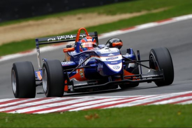 Photo: Adriano Buzaid - Carlin Motorsport - Dallara F308 - Volkswagen