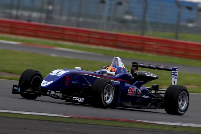 Photo: Peter Zhi Cong Li - Carlin Motorsport - Dallara F308 - Volkswagen