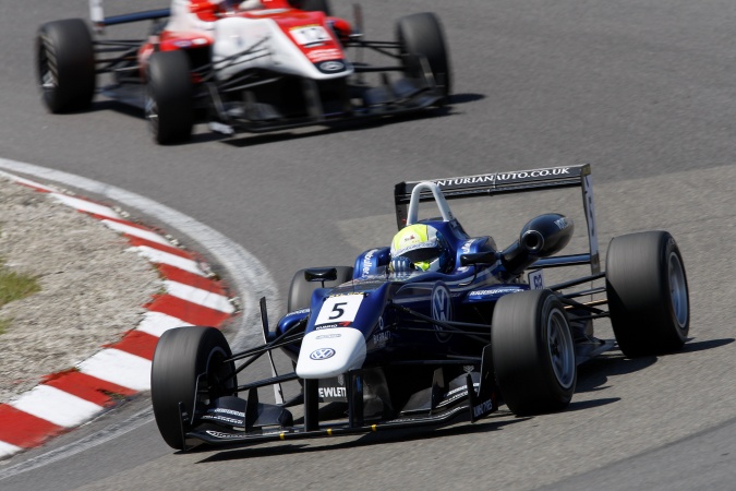 Photo: William Buller - Carlin Motorsport - Dallara F312 - Volkswagen