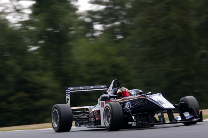 Photo: Peter Zhi Cong Li - Carlin Motorsport - Dallara F312 - Volkswagen