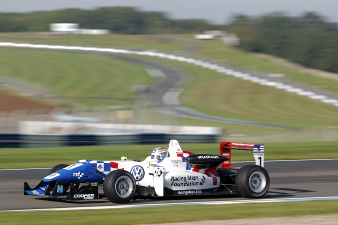 Photo: Jack Harvey - Carlin Motorsport - Dallara F312 - Volkswagen