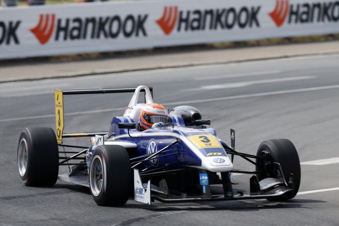 Photo: Harry Tincknell - Carlin Motorsport - Dallara F312 - Volkswagen