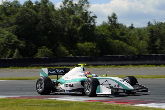 Photo: Jazeman Firhan Jaafar - Carlin Motorsport - Dallara FR35-12 - Renault