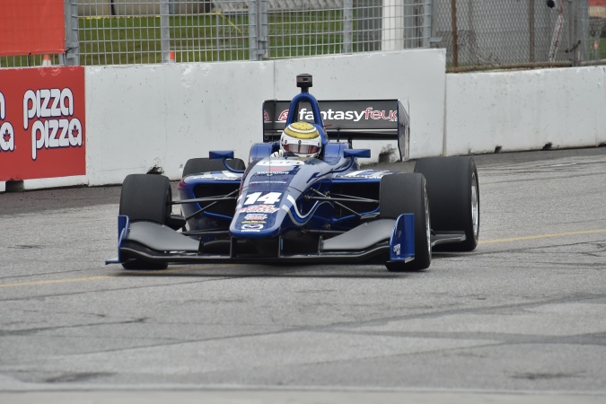 Photo: Nelson Angelo Piquet - Carlin Motorsport - Dallara IL15 - Mazda